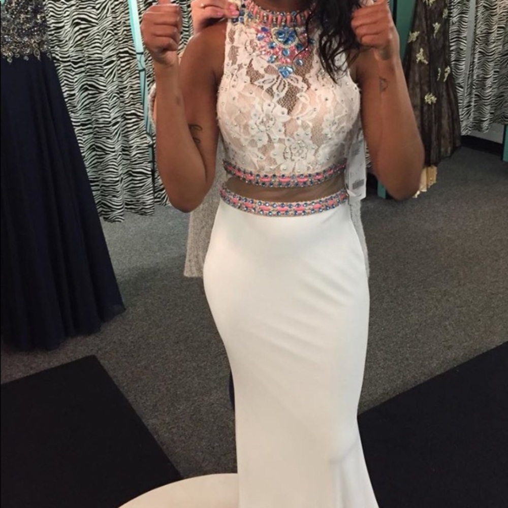PROM DRESS SIZE 0-2